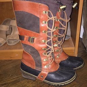 Sorel boots AWESOME DEAL